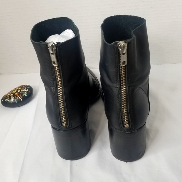 Treasure & Bond Farrah Studded Booties. Size: 6½. - Picture 6 of 15